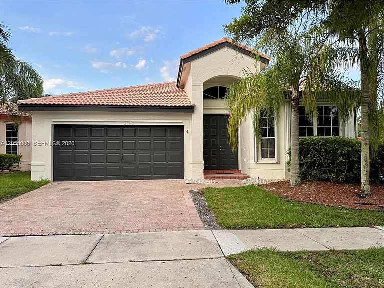 3393 SW 180th Way — Photo 1