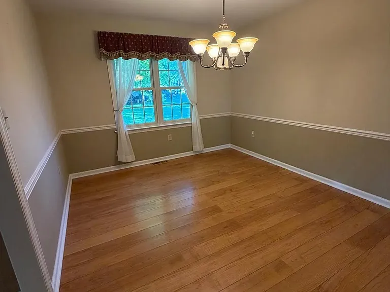 2264 Raleigh Rd — Photo 8