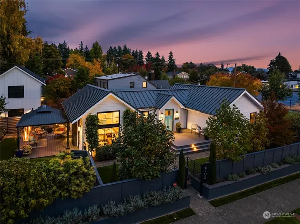 4702 46th Avenue NE, Seattle, WA 98105