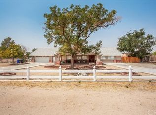 16130 Tao Rd, Apple Valley, CA 92307