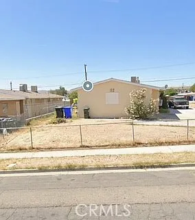 1012 E Navajo St