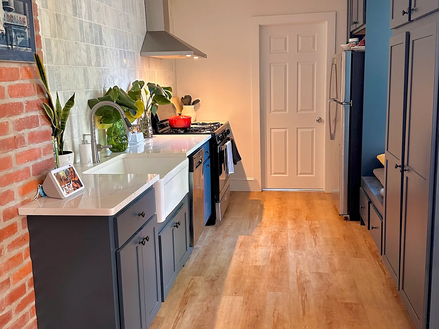 5 bed, 2073 sqft, $4,000 — Photo 3