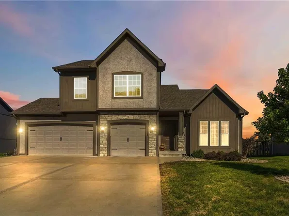 1318 NE 107th Ter, Kansas City, MO 64155