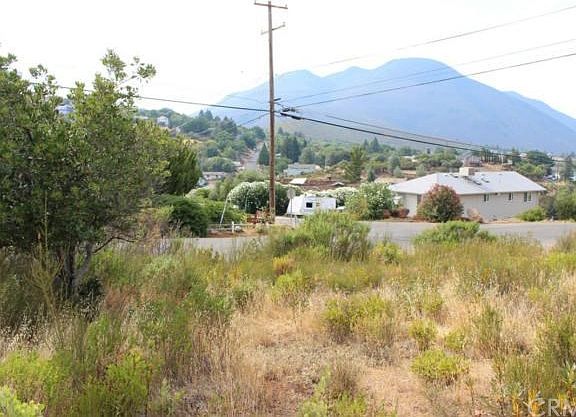 4th image of 9649 Tenaya Way