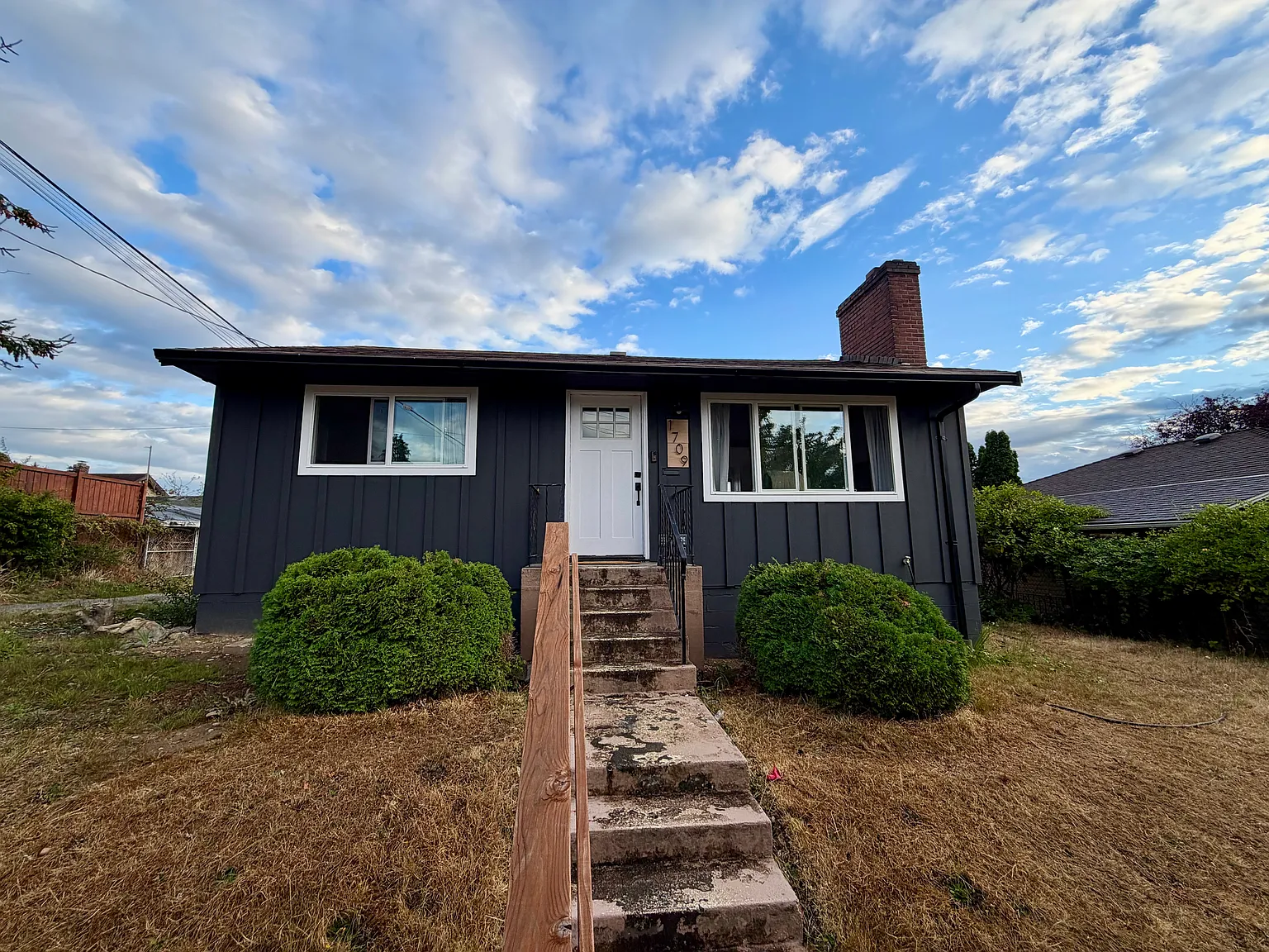 2 bed, 800 sqft, $2,700 — Photo 1