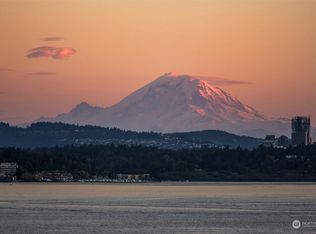 10910 80th Pl NE, Kirkland, WA