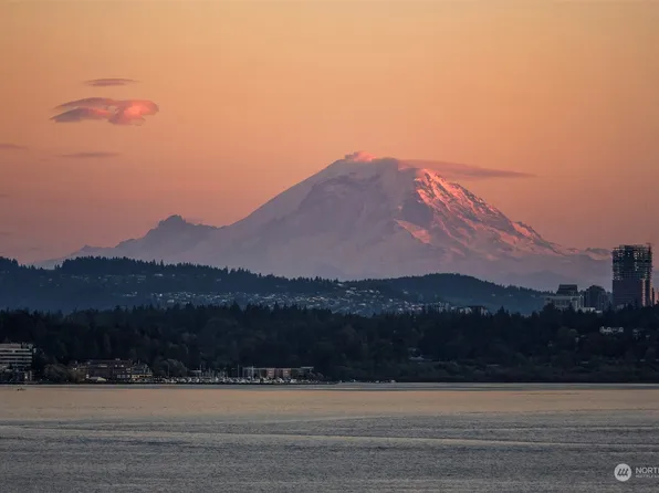 10910 80th Place NE, Kirkland, WA 98034