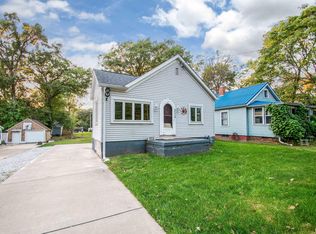 213 Sylvan Ln, Creve Coeur, IL
