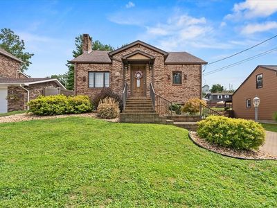 1120 Thompson St, Jeannette, PA, 15644