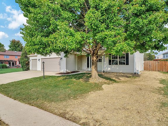 5th image of 1704 S Southfield Dr