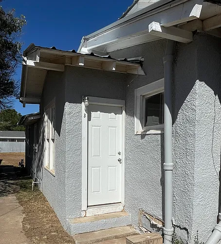 407 E Lockhart Ave #3 Photo 1