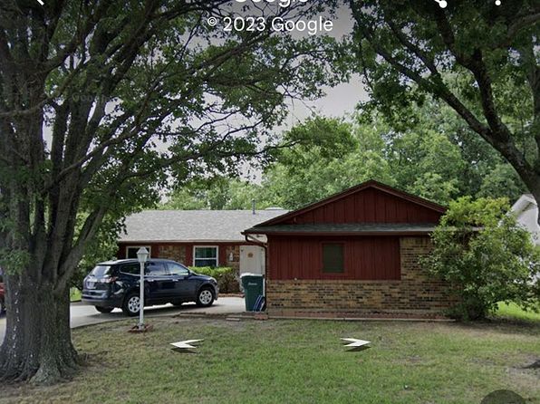 1116 S Valentine Dr