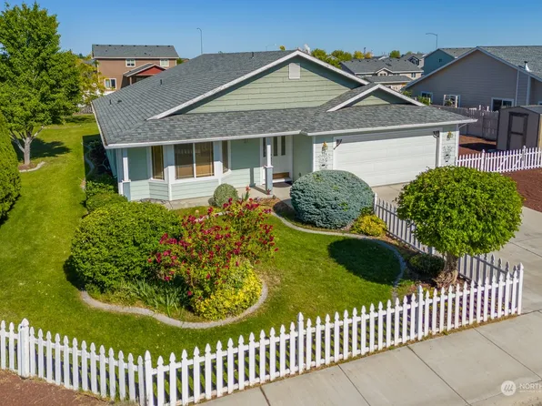 724 Hilltop Avenue NE, Quincy, WA 98848