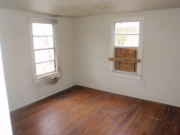 4th image of 3503 Wayside Ave