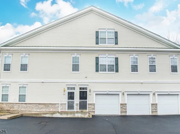 802 Brook Hollow Dr, Hanover Twp., NJ 07981