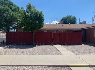 3200 Comanche, Albuquerque, NM 87107