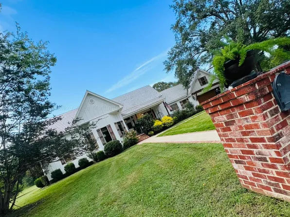415 Applewood Rd, Winfield, AL 35594