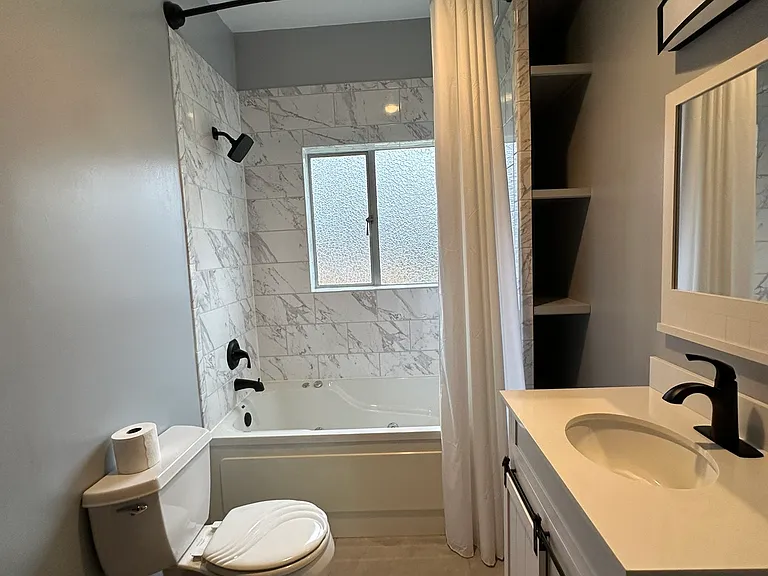 7505 34th Ave SW — Photo 4