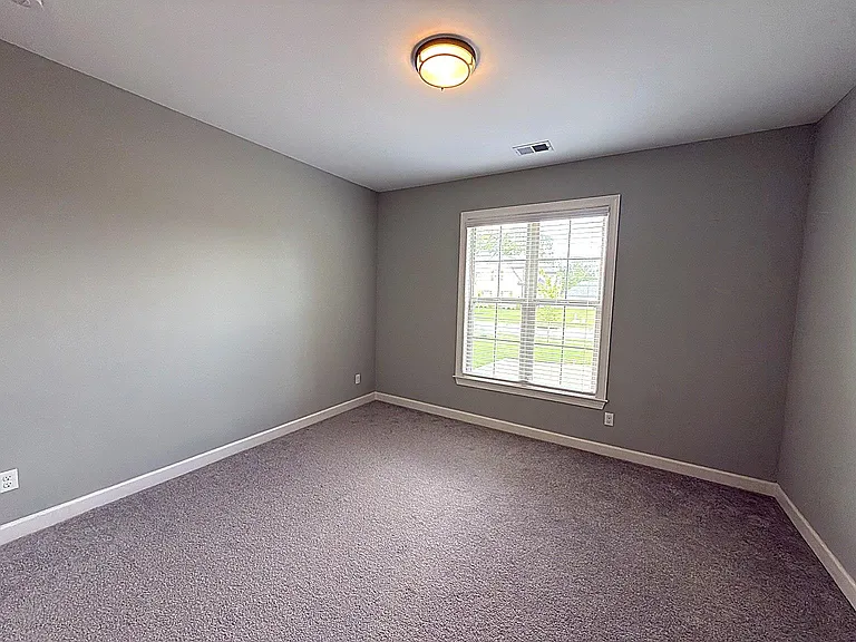 1157 Mountain Side Dr — Photo 13