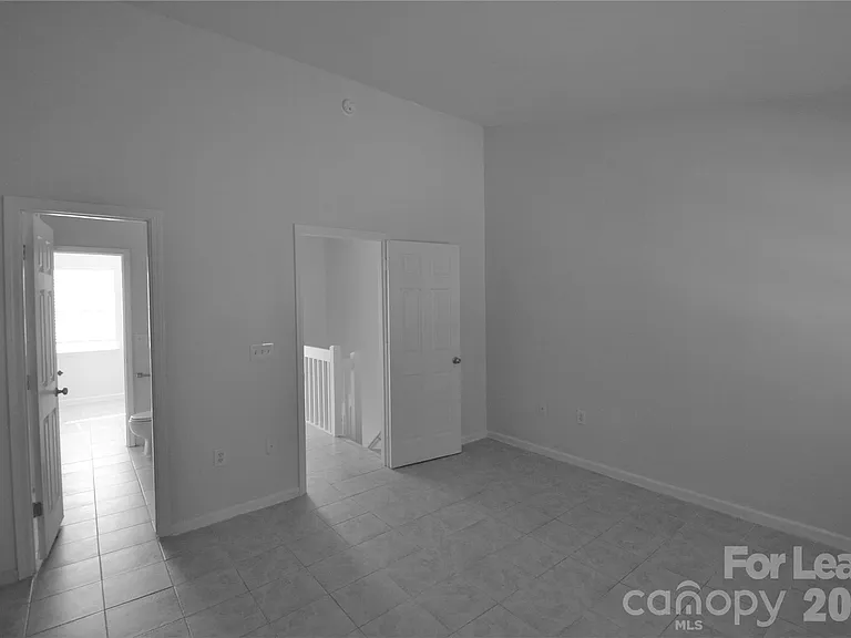 7539 Petrea Ln — Photo 17