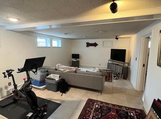 60 Knowles Rd #1, Watertown, MA 02472