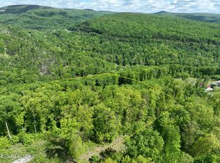 Lower Eagles Nest Rd, Crab Orchard, TN 37723