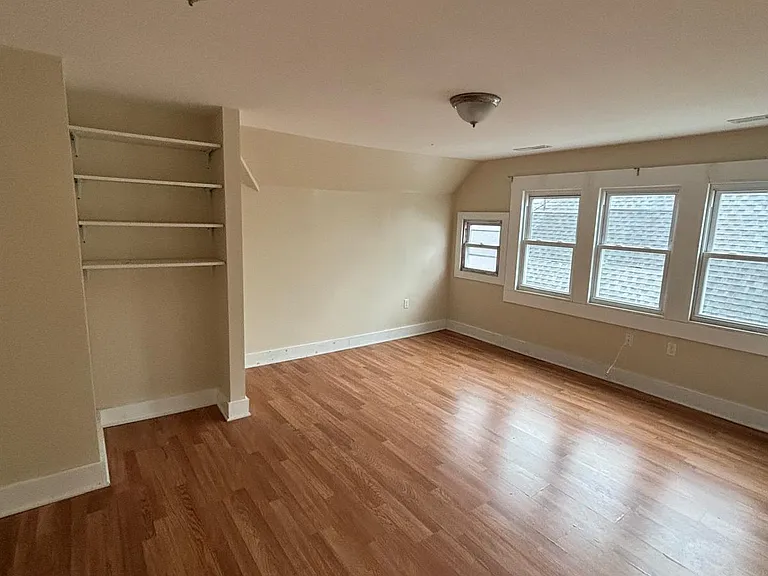 31 Blake St #2 — Photo 8