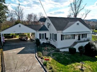 231 College St, Newport, TN 37821