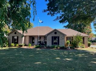 136 Sue Lane Ct, Bowling Green, KY 42104