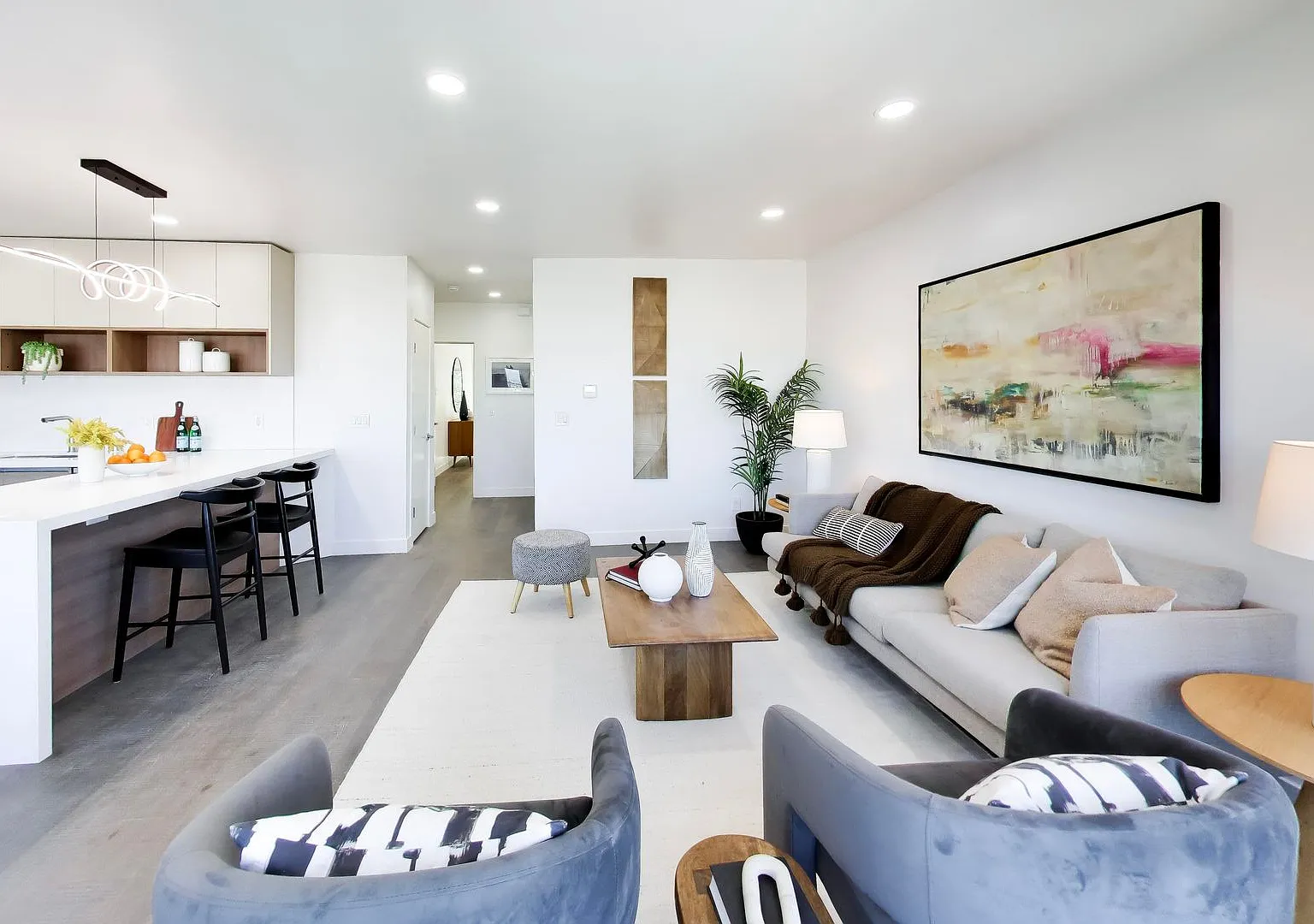 297 Corbett Ave — Photo 4