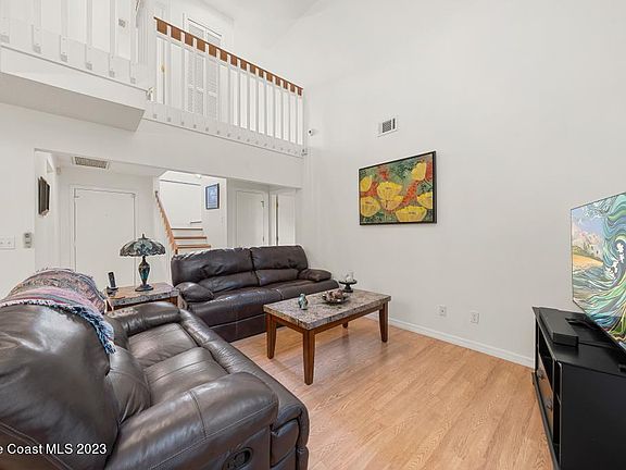 5th image of 2965 Clearlake Dr Unit 1