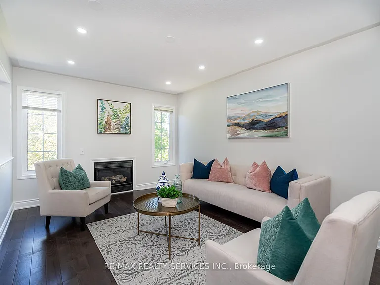 85 Williamson Dr — Photo 13
