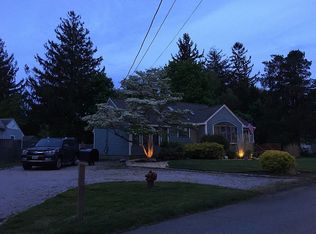 506 Shore Acres Ave, North Kingstown, RI 02852