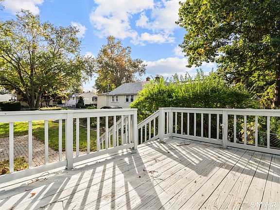 5th image of 77 Catherine Street