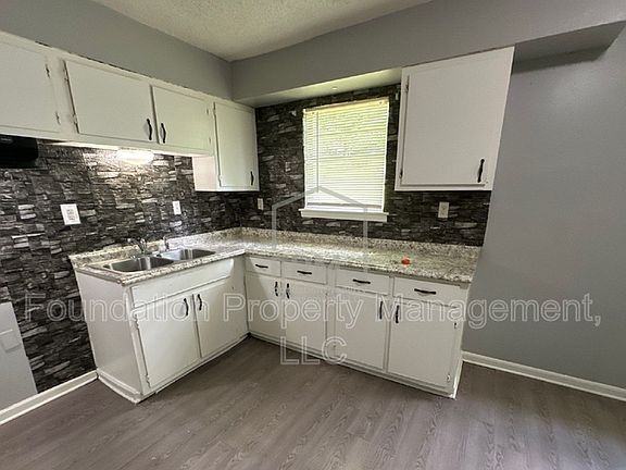 4th image of 5099 Blacksmith Dr
