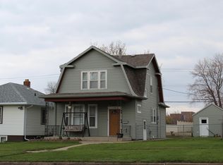 414 N 12th St, Bismarck, ND 58501