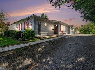 154 W I St, Carlisle, PA 17013