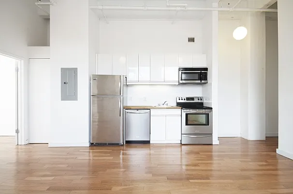 Rented by MNS | media 30