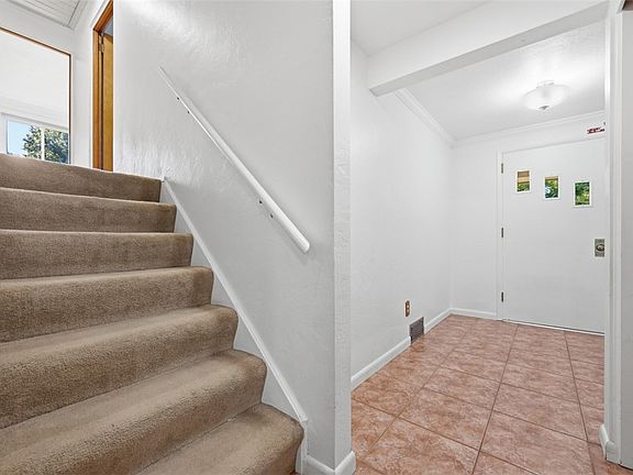 5th image of 1277 Star Ridge Dr