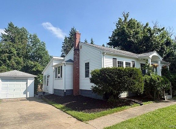 3rd image of 5201 Scranton Rd