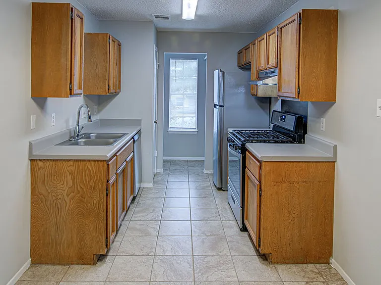 8116 W Gate Blvd — Photo 8