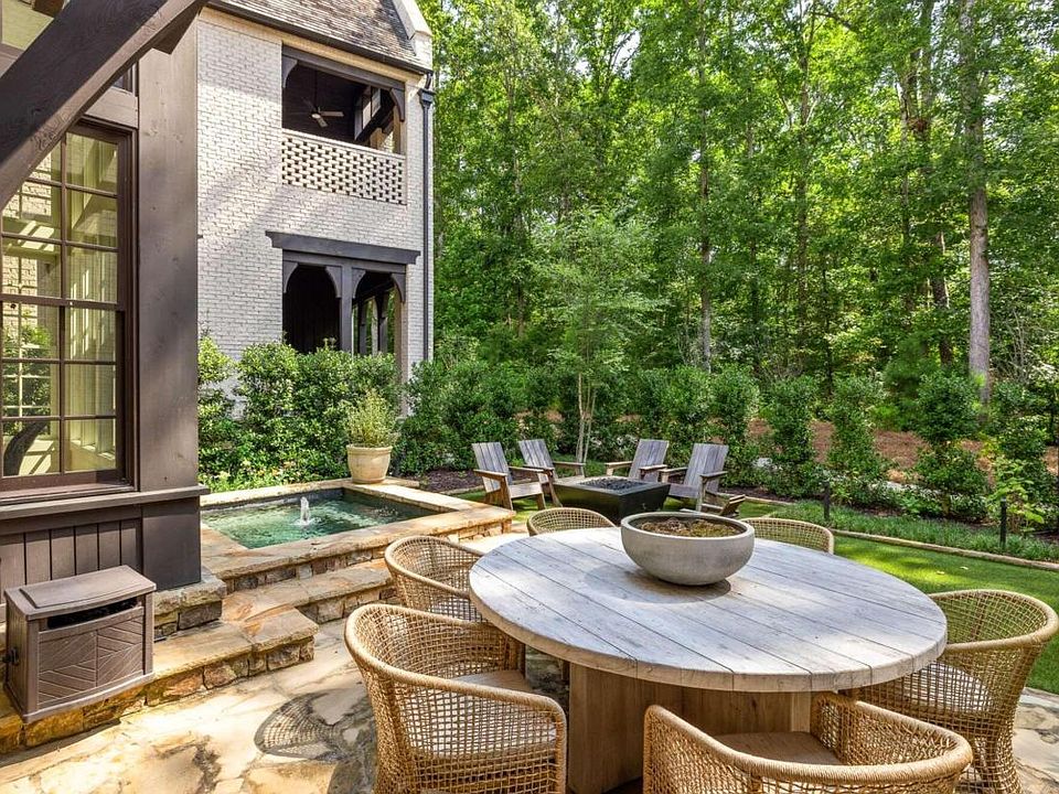 1st image of 118 Gainey Ln