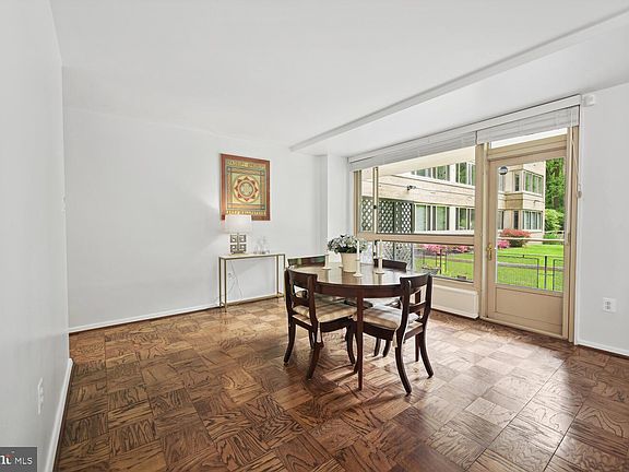 3rd image of 4101 Cathedral Ave NW APT 107