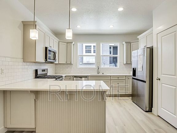 5th image of 4321 Silver Peak Ln