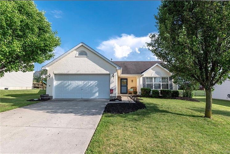 1st image of 311 Lakeview Dr