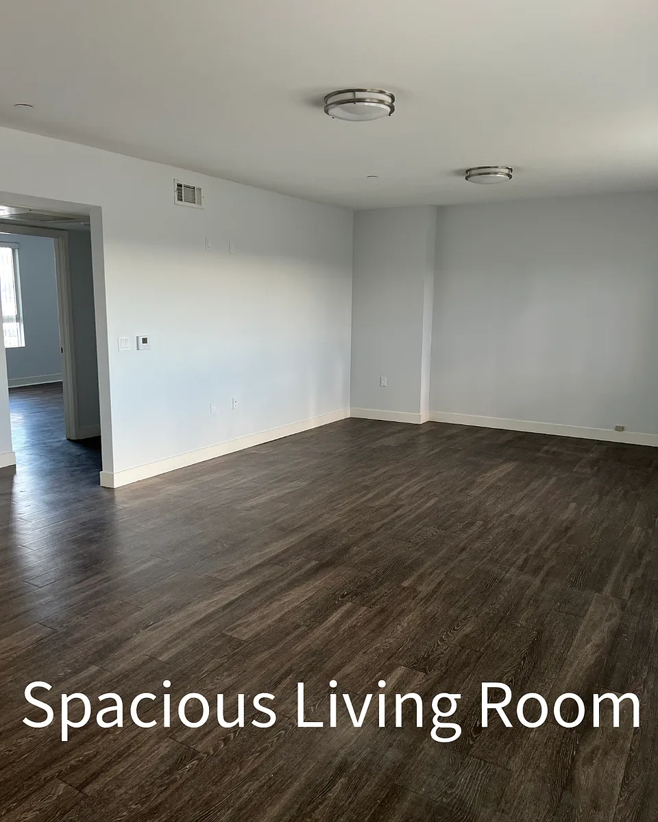 Spacious living room. - 12871 San Fernando Rd