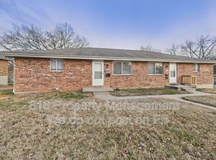 131 S Crescent Ave, Independence, MO 64053