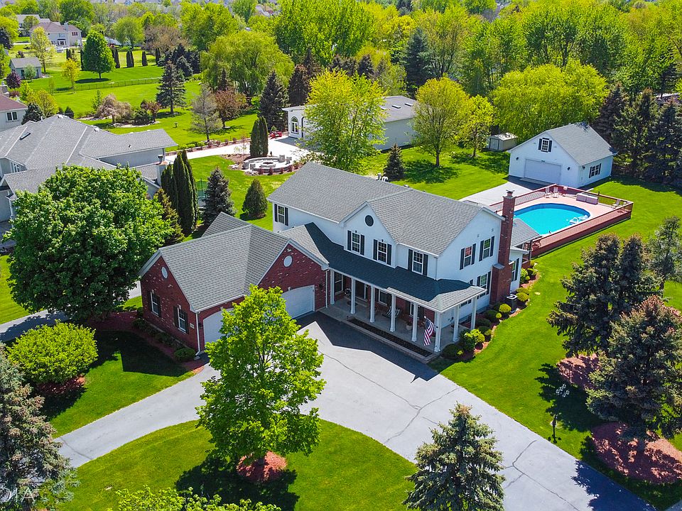 1st image of 12856 Shelly Ln