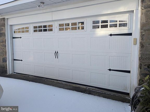 3rd image of 7009 Lincoln Dr