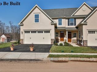 808 Robinson Dr, Lagrange, OH 44050